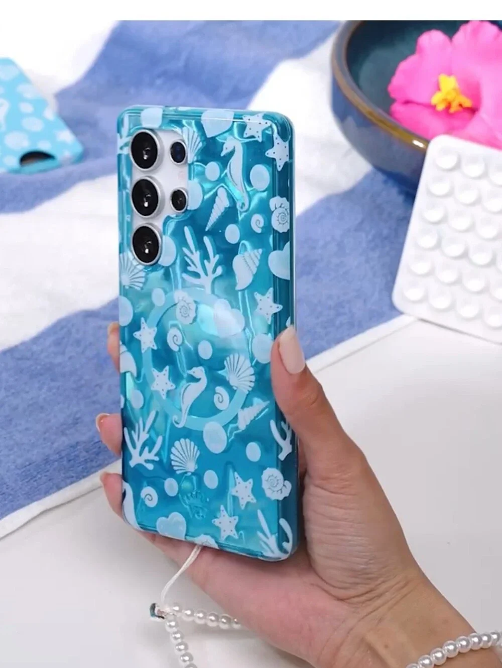 NWT Velvet Caviar Aquamarine Holo Samsung S24 Phone Case